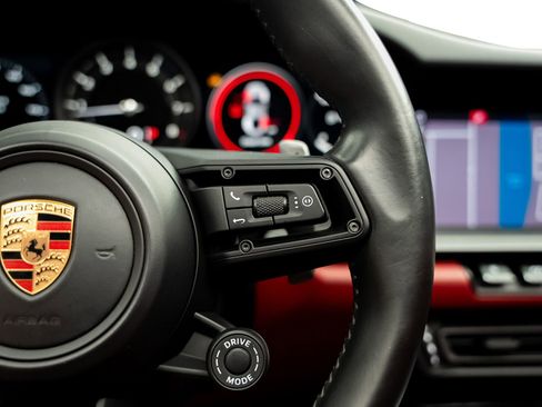 Used 2020 Porsche 911 Carrera S image 43