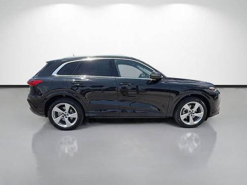 Used 2025 Audi Q5 Prestige AWD/4WD image 2
