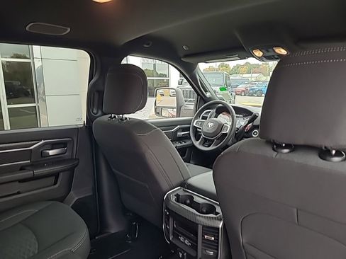 New 2026 RAM 2500 Big Horn AWD/4WD image 21