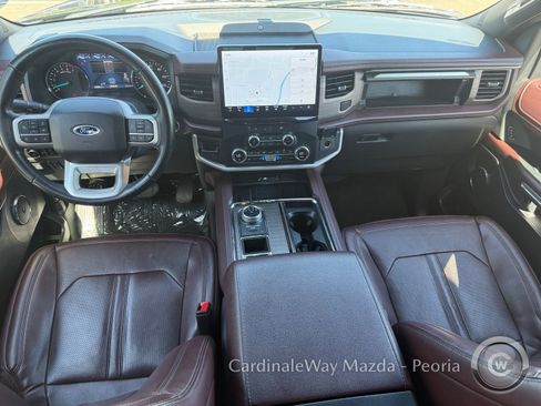 Used 2023 Ford Expedition Limited image 27