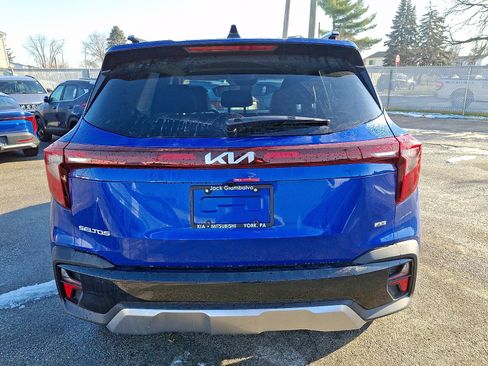 New 2026 Kia Seltos S image 7