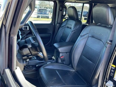 Used 2022 Jeep Wrangler Unlimited Sahara 4xe image 25