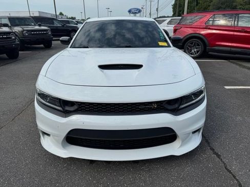 Used 2023 Dodge Charger Scat Pack w/ Plus Group RWD image 2