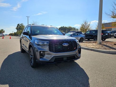 New 2026 Ford Explorer ST w/ Sun And Sound Package image 2