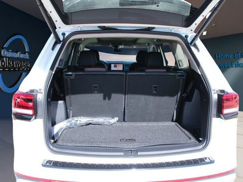 New 2026 Volkswagen Atlas Peak Edition image 34