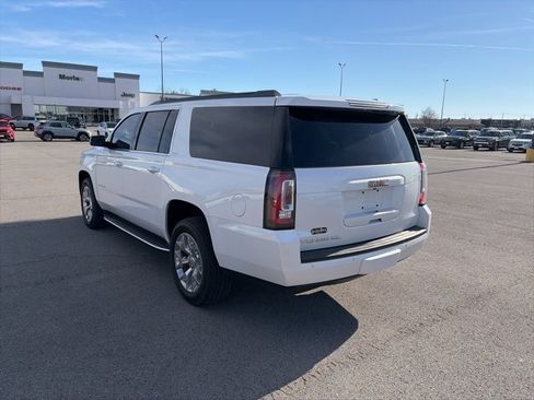 Used 2018 GMC Yukon XL SLT w/ Open Road Package image 4