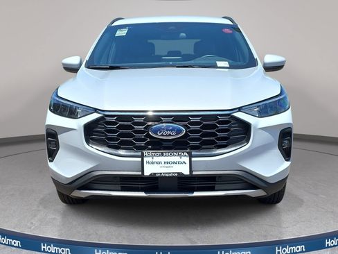 Used 2025 Ford Escape ST-Line Select AWD/4WD image 3