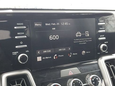 Used 2023 Kia Sorento LX image 12