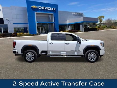 Used 2022 GMC Sierra 2500 Denali AWD/4WD image 28