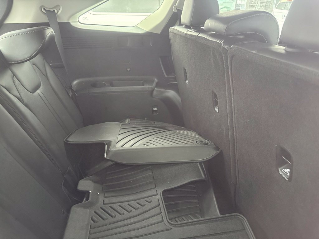 Used 2022 Kia Sorento S w/ Panoramic Sunroof Package AWD/4WD image 23