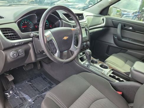 Used 2016 Chevrolet Traverse LT image 11
