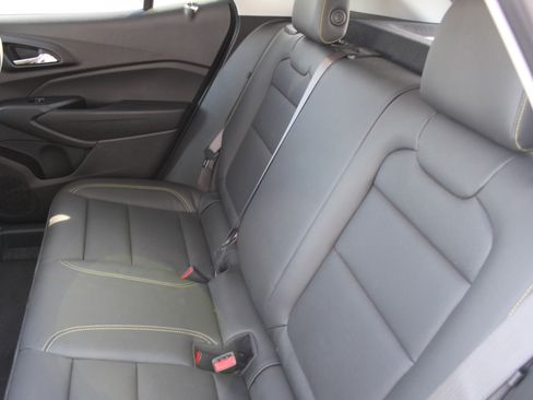 New 2026 Chevrolet Trax ACTIV w/ Sunroof Package image 20