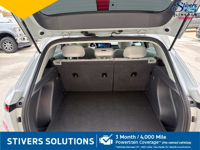 Used 2025 Hyundai Kona SEL AWD/4WD image 9