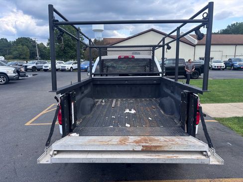 Used 2017 Chevrolet Silverado 2500 W/T w/ WT Convenience Package AWD/4WD image 9