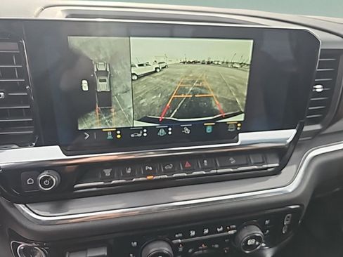 Used 2025 Chevrolet Silverado 2500 High Country w/ Technology Package image 27