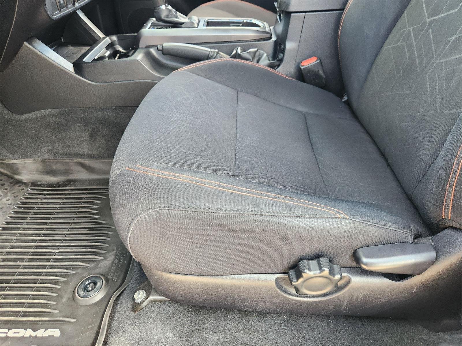 Used 2019 Toyota Tacoma TRD Sport RWD image 23