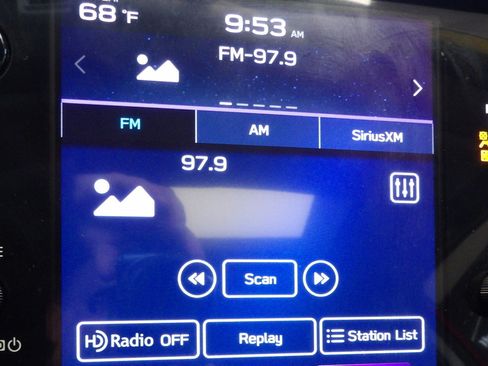 Used 2022 Subaru Outback Premium image 35