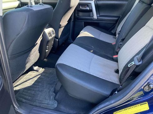 Used 2016 Toyota 4Runner SR5 image 9