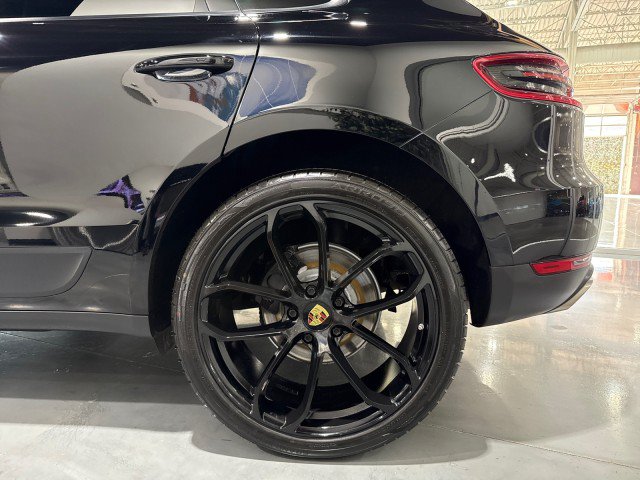 Used 2018 Porsche Macan AWD/4WD image 73