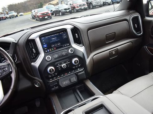 Used 2019 GMC Sierra 1500 SLT w/ SLT Premium Plus Package image 19