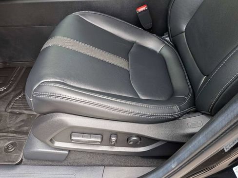 Used 2025 Honda Pilot EX-L image 22