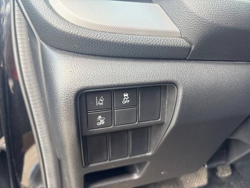 Used 2020 Honda CR-V LX image 13
