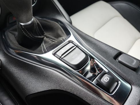 Used 2022 Chevrolet Camaro SS RWD image 22