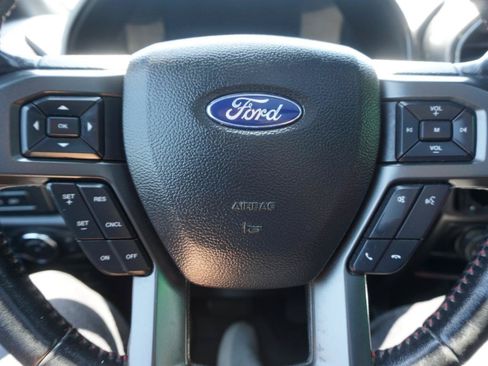 Used 2019 Ford F150 Lariat w/ Equipment Group 502A Luxury AWD/4WD image 22
