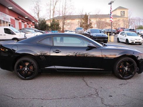 Used 2011 Chevrolet Camaro LT w/ Silver Stripe Package RWD image 6