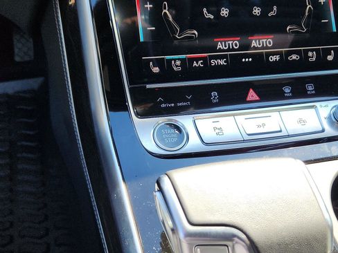 Used 2025 Audi Q7 3.0T Prestige w/ Prestige Package image 23