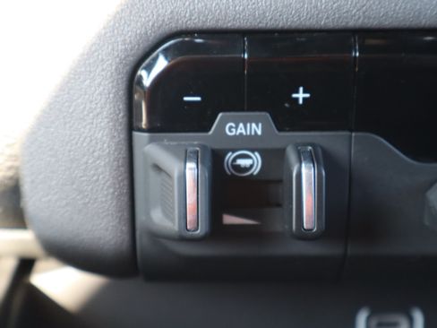 Used 2025 RAM 1500 Big Horn AWD/4WD image 24