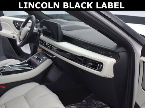 New 2026 Lincoln Aviator Black Label w/ Dynamic Handling Package image 16