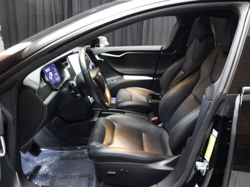 Used 2020 Tesla Model S Performance image 36