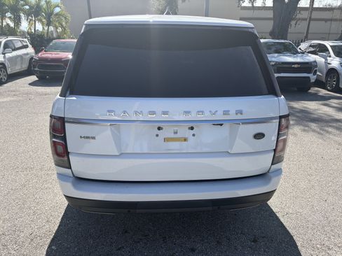 Used 2018 Land Rover Range Rover HSE image 6