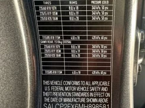 Used 2021 Land Rover Discovery Sport SE AWD/4WD image 35