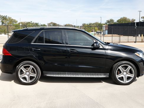 Used 2016 Mercedes-Benz GLE 400 4MATIC image 18