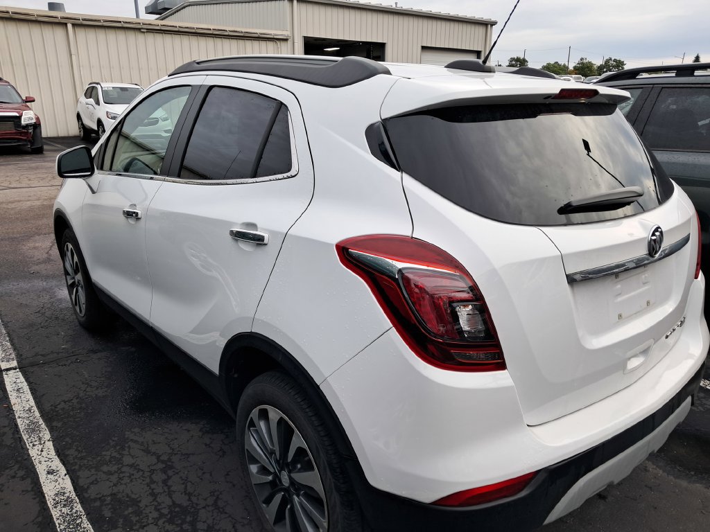 Used 2021 Buick Encore Preferred AWD/4WD image 8