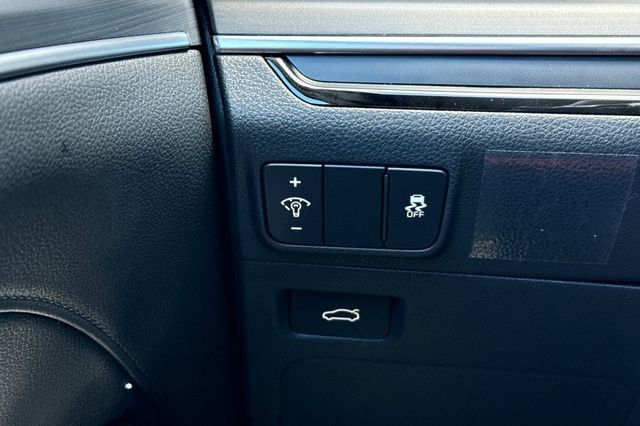 New 2026 Kia K5 GT-Line w/ GT-Line Red Interior Package FWD image 31