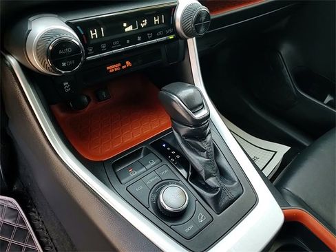 Used 2021 Toyota RAV4 Adventure image 17