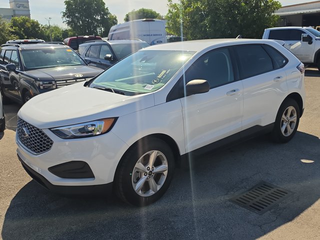 Used 2024 Ford Edge SE AWD/4WD image 2