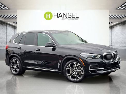 Used 2022 BMW X5 xDrive40i w/ Executive Package AWD/4WD image 1