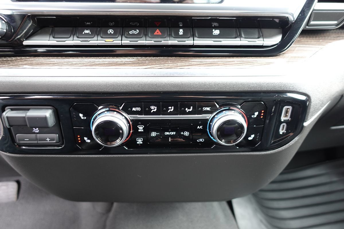 Used 2025 GMC Sierra 1500 Elevation AWD/4WD image 48