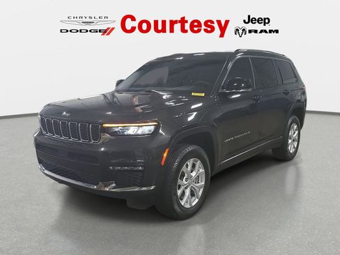 Certified 2023 Jeep Grand Cherokee L Limited image 7
