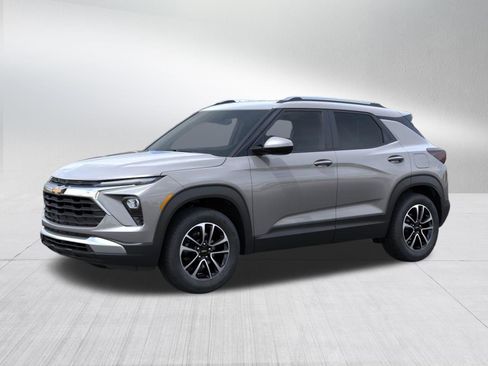 New 2026 Chevrolet TrailBlazer LT w/ Driver Confidence Package AWD/4WD image 2