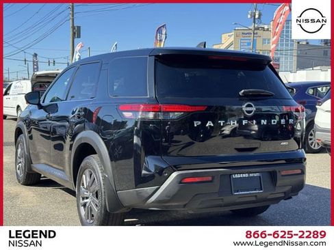 Certified 2023 Nissan Pathfinder S image 7