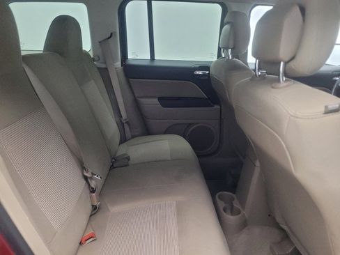 Used 2014 Jeep Patriot Sport w/ Power Value Group FWD image 19