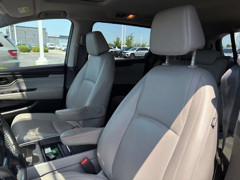 Used 2019 Honda Odyssey EX-L image 17