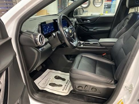 Certified 2025 Chevrolet Equinox LT w/ Convenience Package II image 26