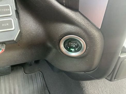 Used 2021 GMC Sierra 1500 SLE image 21