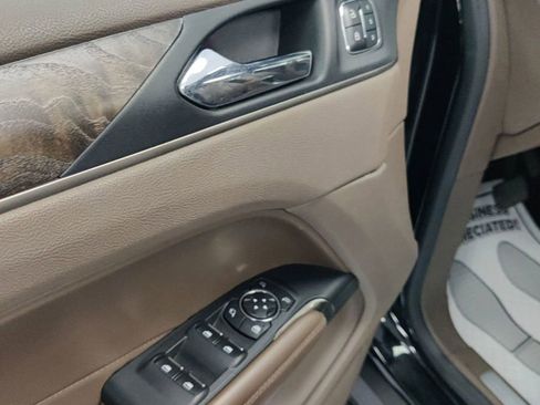 Used 2017 Lincoln MKC Reserve image 18